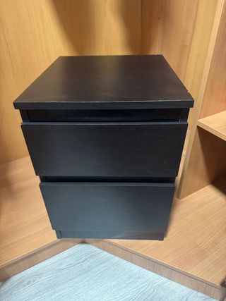 Comodino IKEA MALM nero