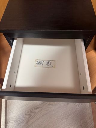 Comodino IKEA MALM nero