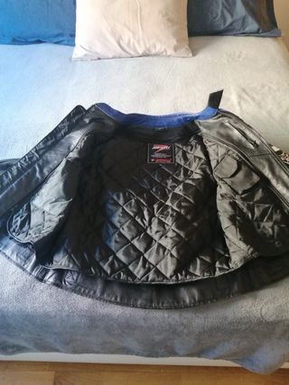 Chaqueta de cuero moto 