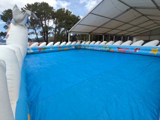 Recinto hinchable con suelo de lona