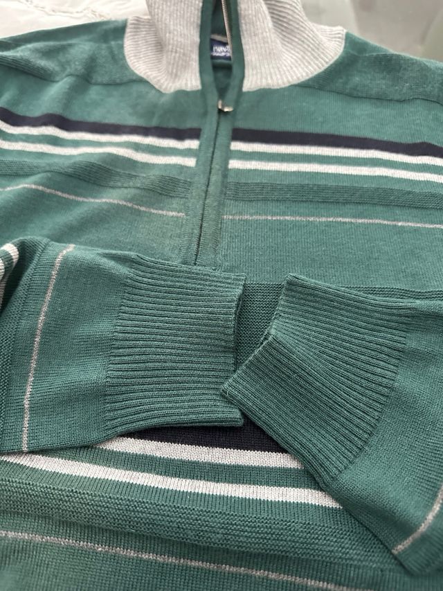 Maglione verde caldo a righe taglia M