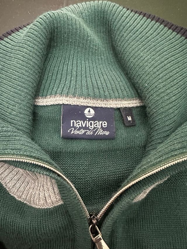 Maglione verde caldo a righe taglia M