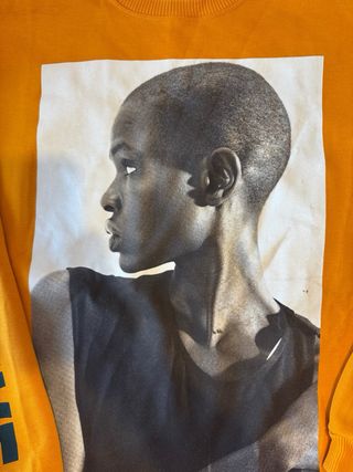 Sudadera Zara oversize gráfica
