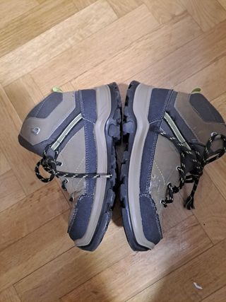 Botas de montaña Quechua Talla 35