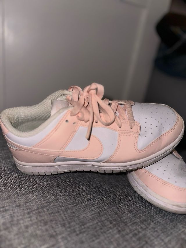 Zapatillas Nike Rosa y Blanco