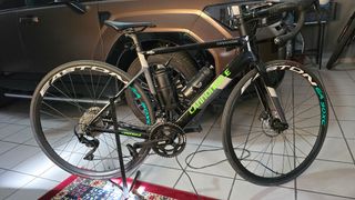Bicicleta Cannondale Eléctrica evo supersix.