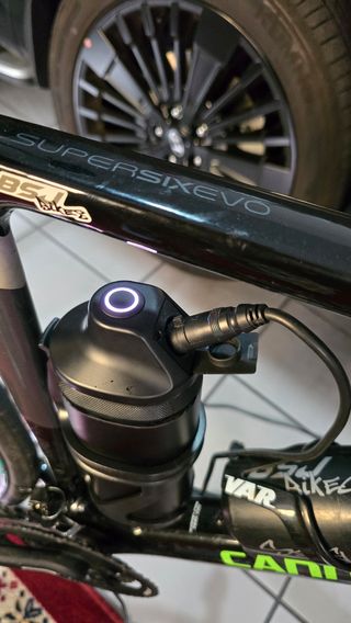 Bicicleta Cannondale Eléctrica evo supersix.