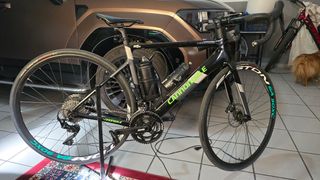 Bicicleta Cannondale Eléctrica evo supersix.
