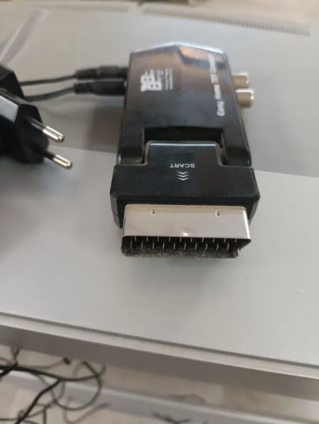 TV Samsung 32 y mesa