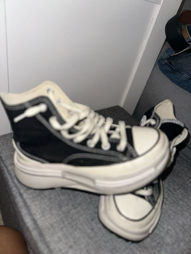 Converse plataforma negras y blancas