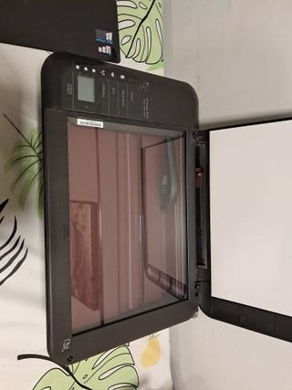 Stampante HP Deskjet 3050 con scanner