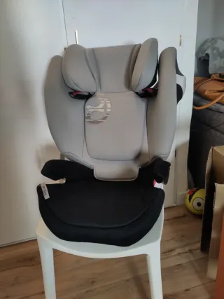 Silla coche Cybex Gold gris y negro