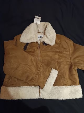 Chaqueta Zara efecto ante con borreguito