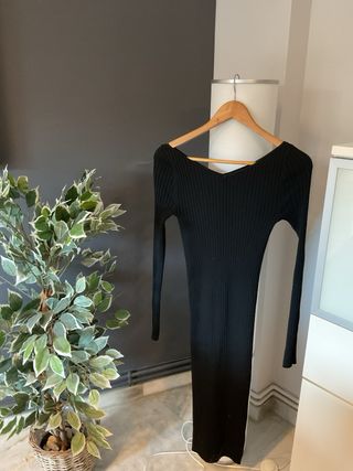 Vestido H&M negro manga larga