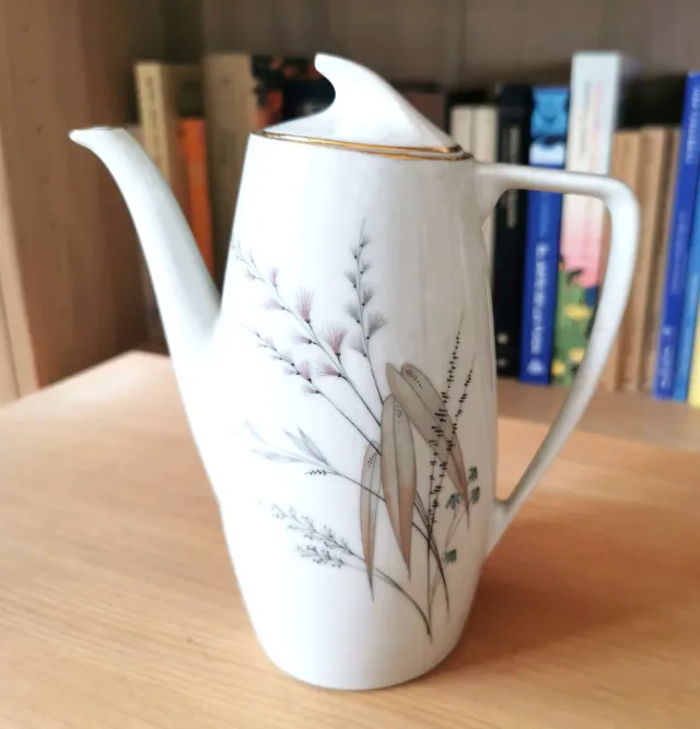 Juego de café porcelana blanco y oro