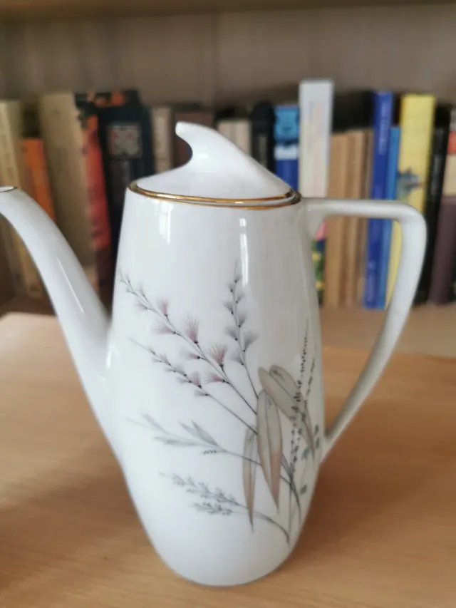 Juego de café porcelana blanco y oro