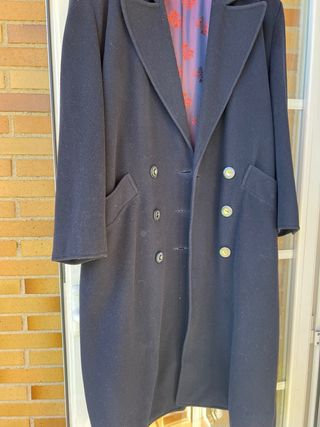 Abrigo paño oversize. azul marino casi negro