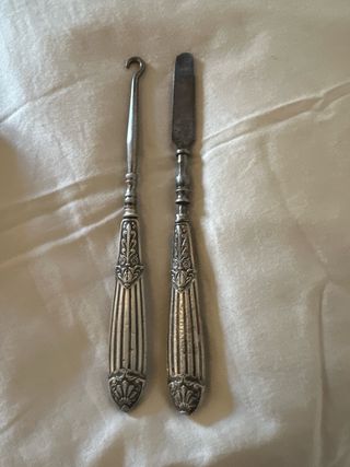 Antigua herramienta de plata para manicura