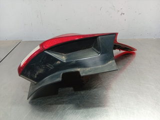 PILOTO TRASERO IZQUIERDO FORD FOCUS BERLINA (CEW)