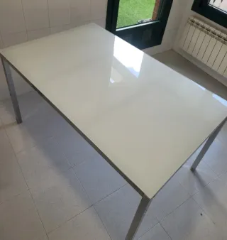 Mesa de comedor/cocina cristal y metal