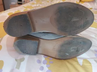 Botas altas Stradivarius ante beige