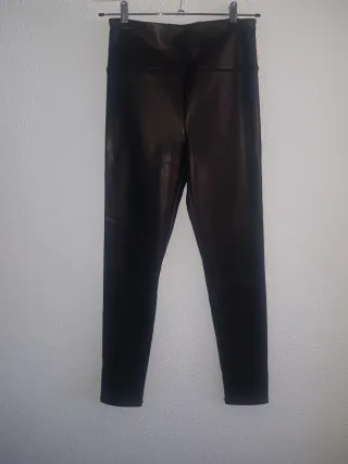Pantalón cuero negro polar interior