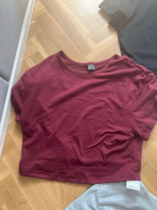 4 camisetas talla S 