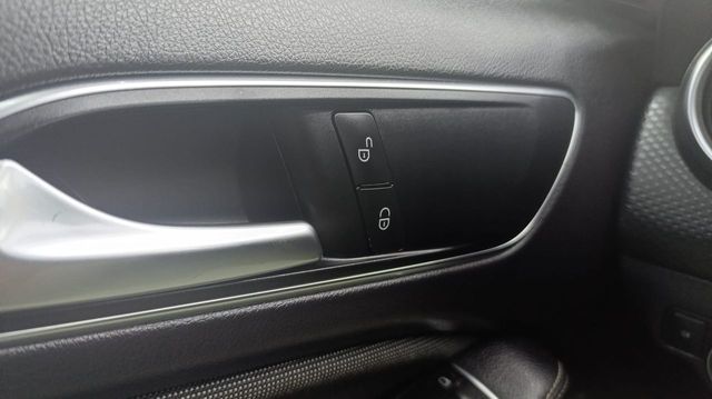 Mercedes Clase A A 180 d 109CV - 160.000Km