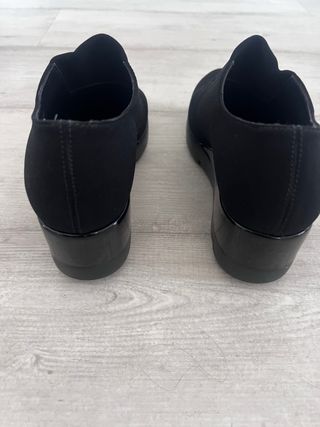 Zapatos negros señora con plataforma