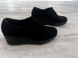 Zapatos negros señora con plataforma