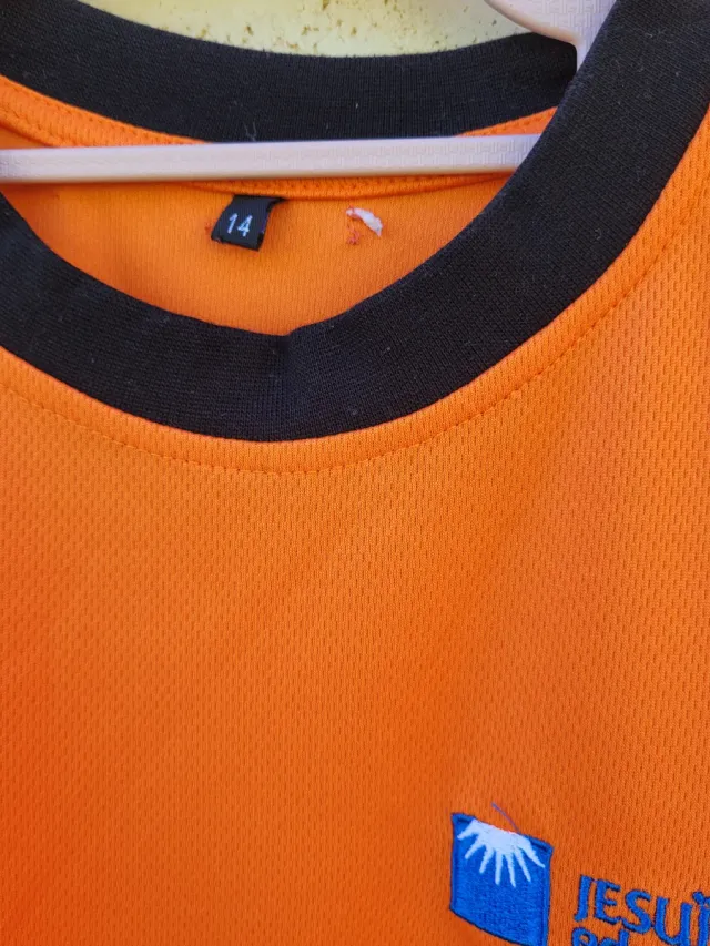 Camiseta Jesuïtes Educació Talla 14