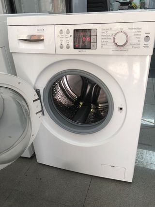Lavadora Bosch 8 kilos semi nueva