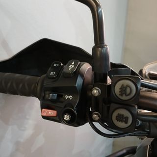 Triumph Tiger 800 XCX