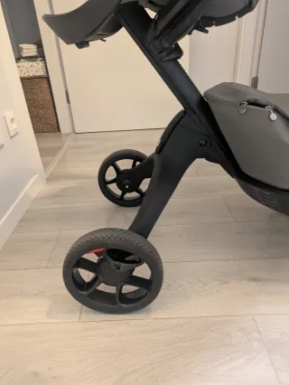 Cochecito/silla de paseo Stokke casi nuevo