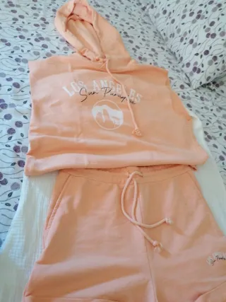 Conjunto chándal sin mangas y shorts