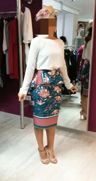 Conjunto Falda y Blusa 