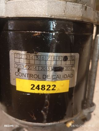 Bomba dirección Mercedes Clase A 2004