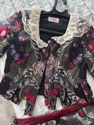 Traje de Fallera Colon Negro Talla 36-28
