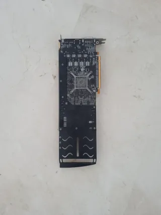 Tarjeta Gráfica AMD Radeon HD 6870 1GB
