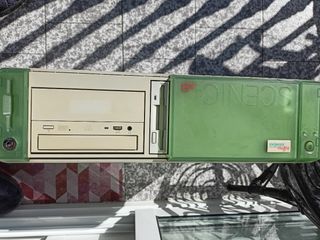 Ordenador Fujitsu SCENIC Retro PC