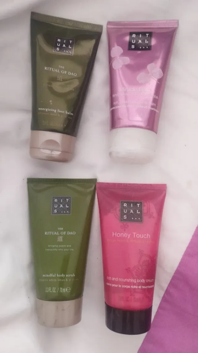 Lote 4 Cremas Rituals The Ritual of Dao y Honey T