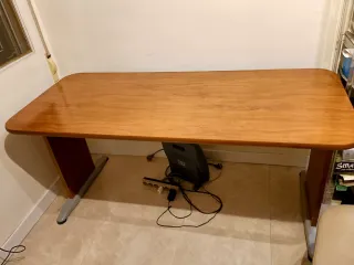 Escritorio esquinero madera
