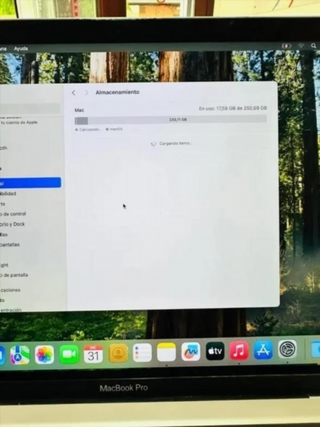 MacBook Pro 2020 8GB RAM i5 Plata