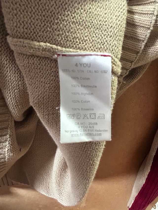 Jersey 4you beige y rojo