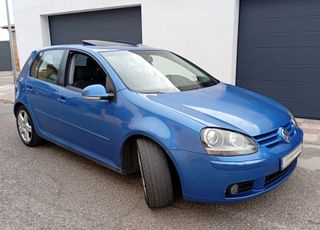 Volkswagen Golf 2.0 TDI 140
