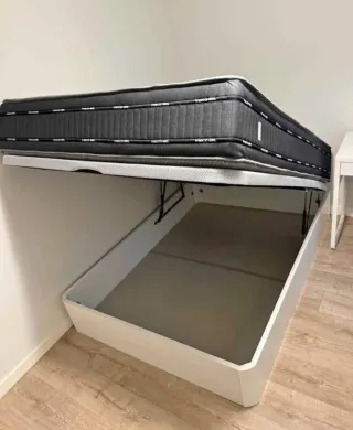 Letto Letto a baldacchino 