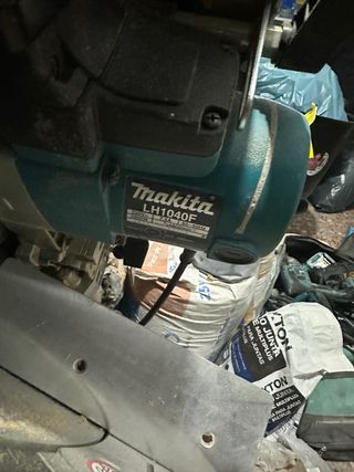 Ingletadora Makita Profesional