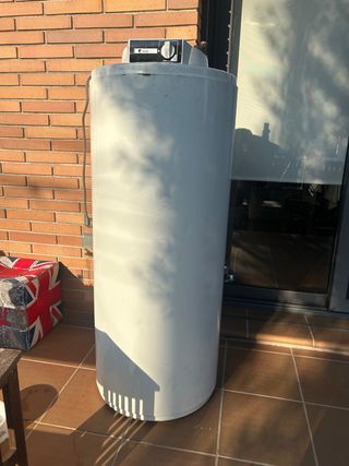 Calentador de agua, eléctrico, Fagor 

