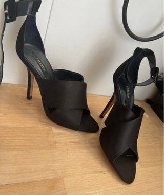Sandalias tacón Zara negras