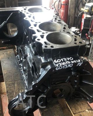 Bloque motor 601970 - 230TD

V230 mercedes 